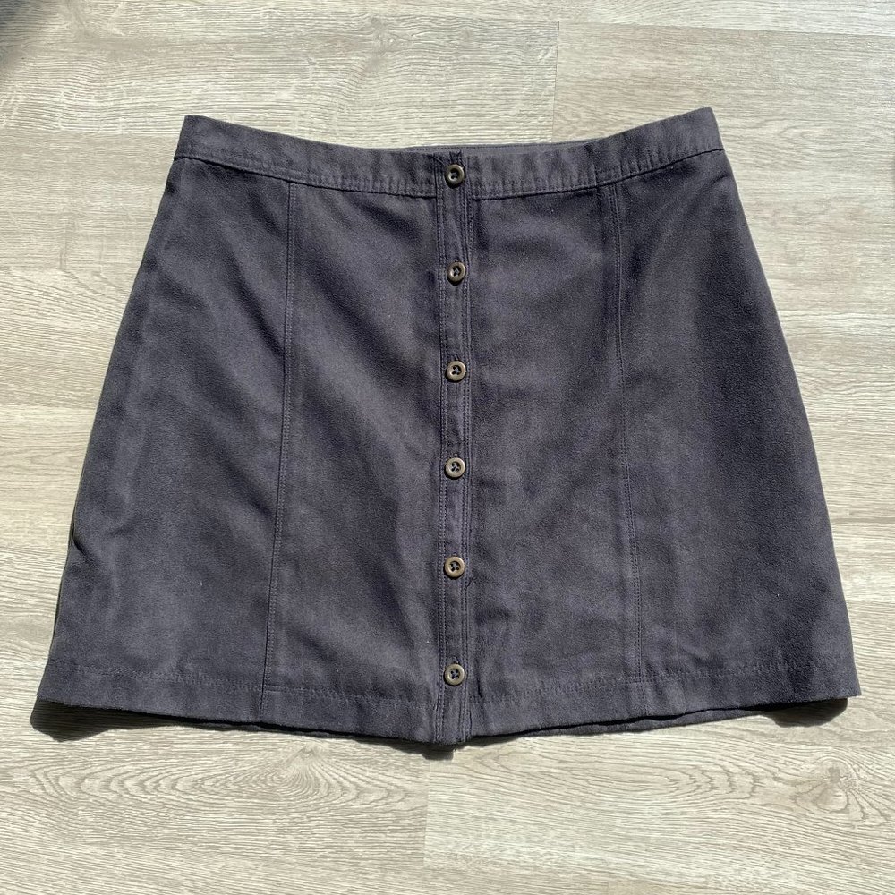 Hollister Black button skirt. 9